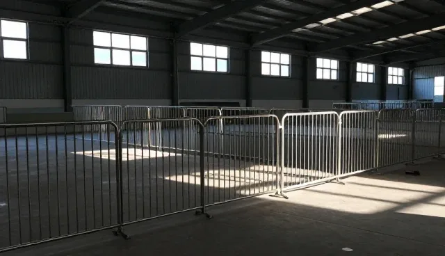 隔离护栏材料使用问题及处理方向